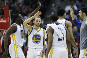 NBA常规赛前瞻：快船VS湖人 洛城德比里夫斯缺席